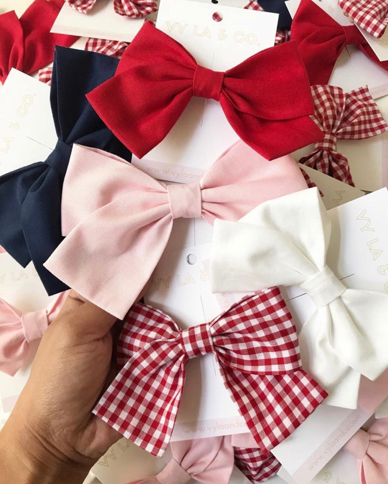 Simply Sweet Large bow on clip